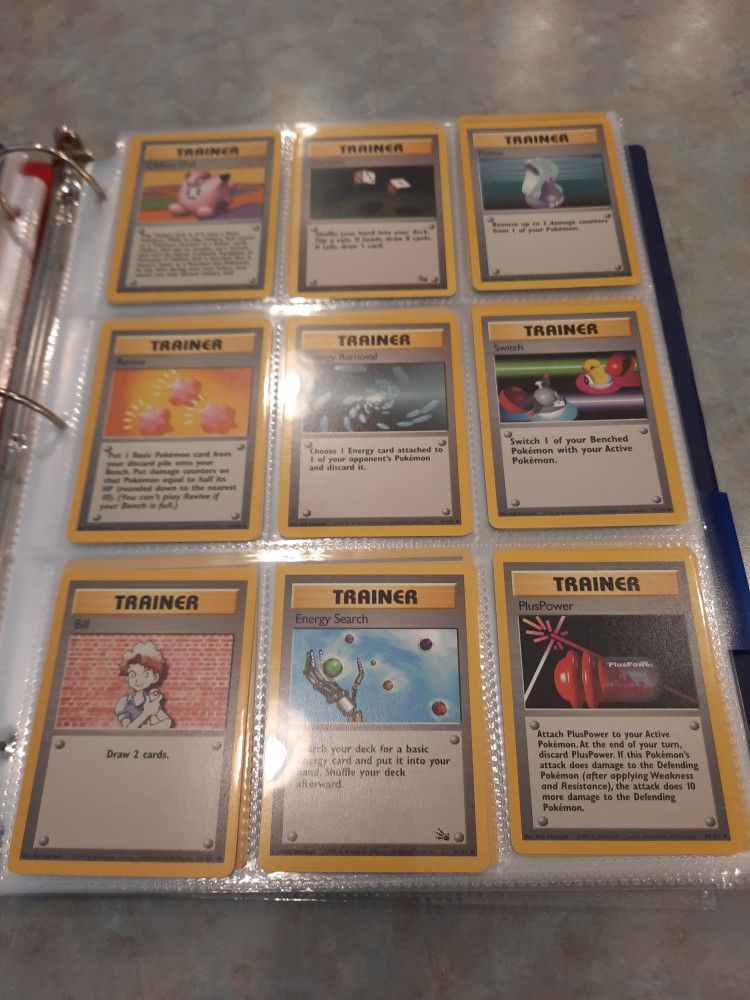 POKEMON Cards