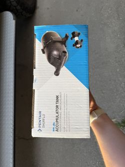 Shurflo By Pentair Pre-Pressurized Accumulator Tank - 24 Oz.