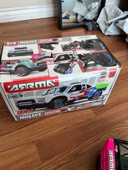 ARRMA Mojave GROM 223S BLX Brushless 4X4 Desert Truck RTR
