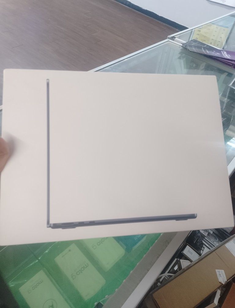 MacBook Air New In Box Pay Low Down No Crdt Needed