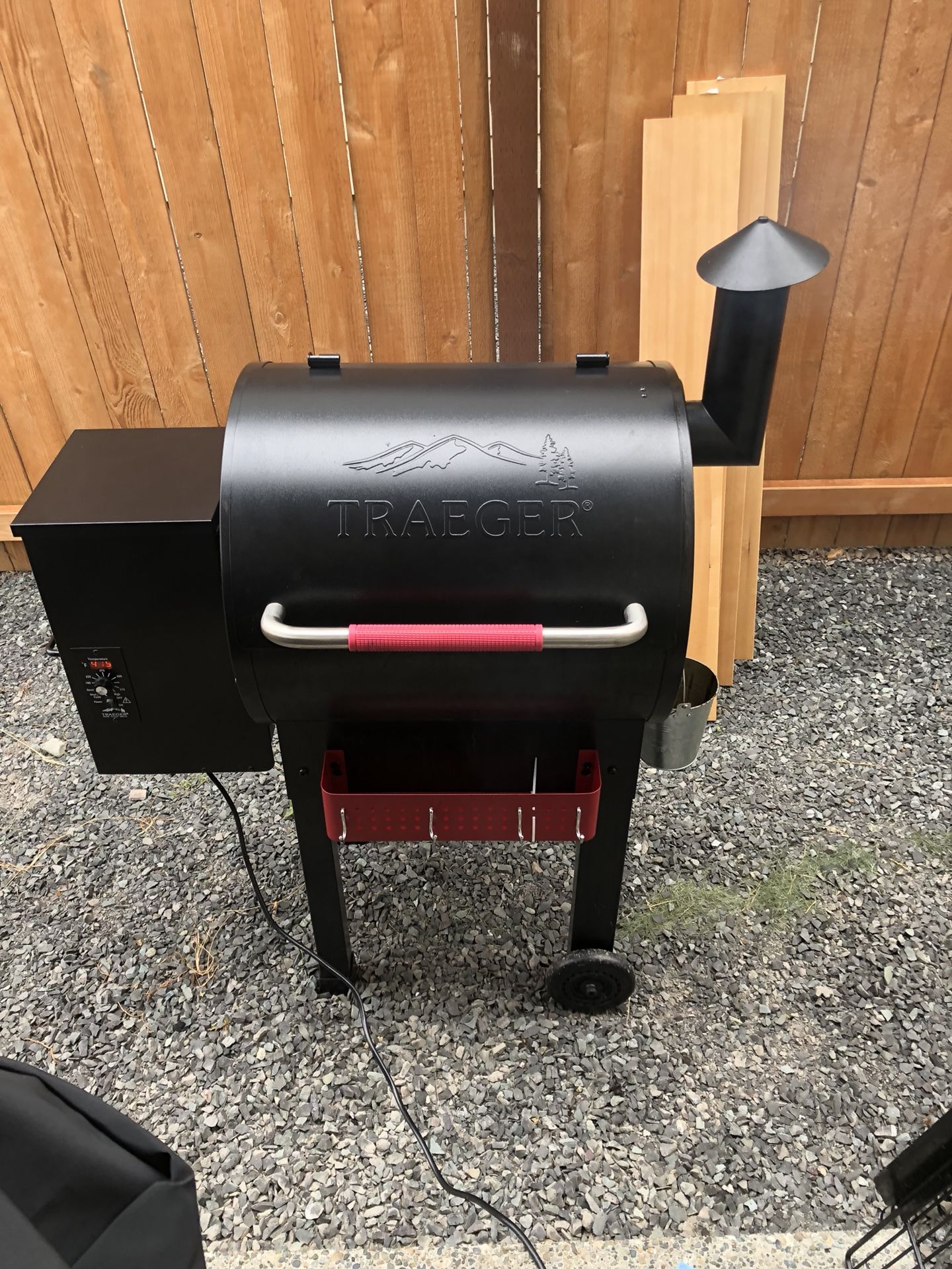 Traeger Renegade Pro Grill