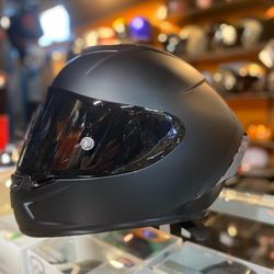 Motorcycle Helmet New Black With Visor $160