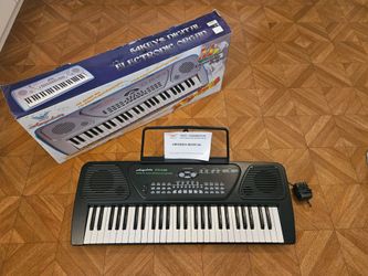 Portable Electronic Keyboard: Like-new