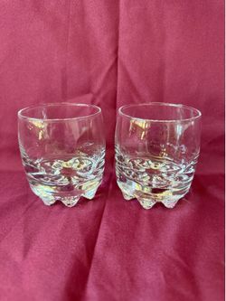 Set of Small Clear Glass Drinking Glasses with Peg-Footed, Star-Patterned Bottoms - Set of 2