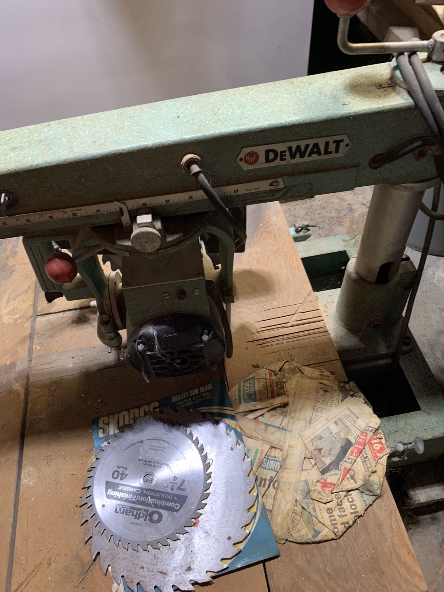 Dewalt Radial Arm Saw