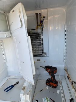 We Repair Appliances Reparamos Aparatos Electrodomésticos Refrigerador Stove Washer Dryer 