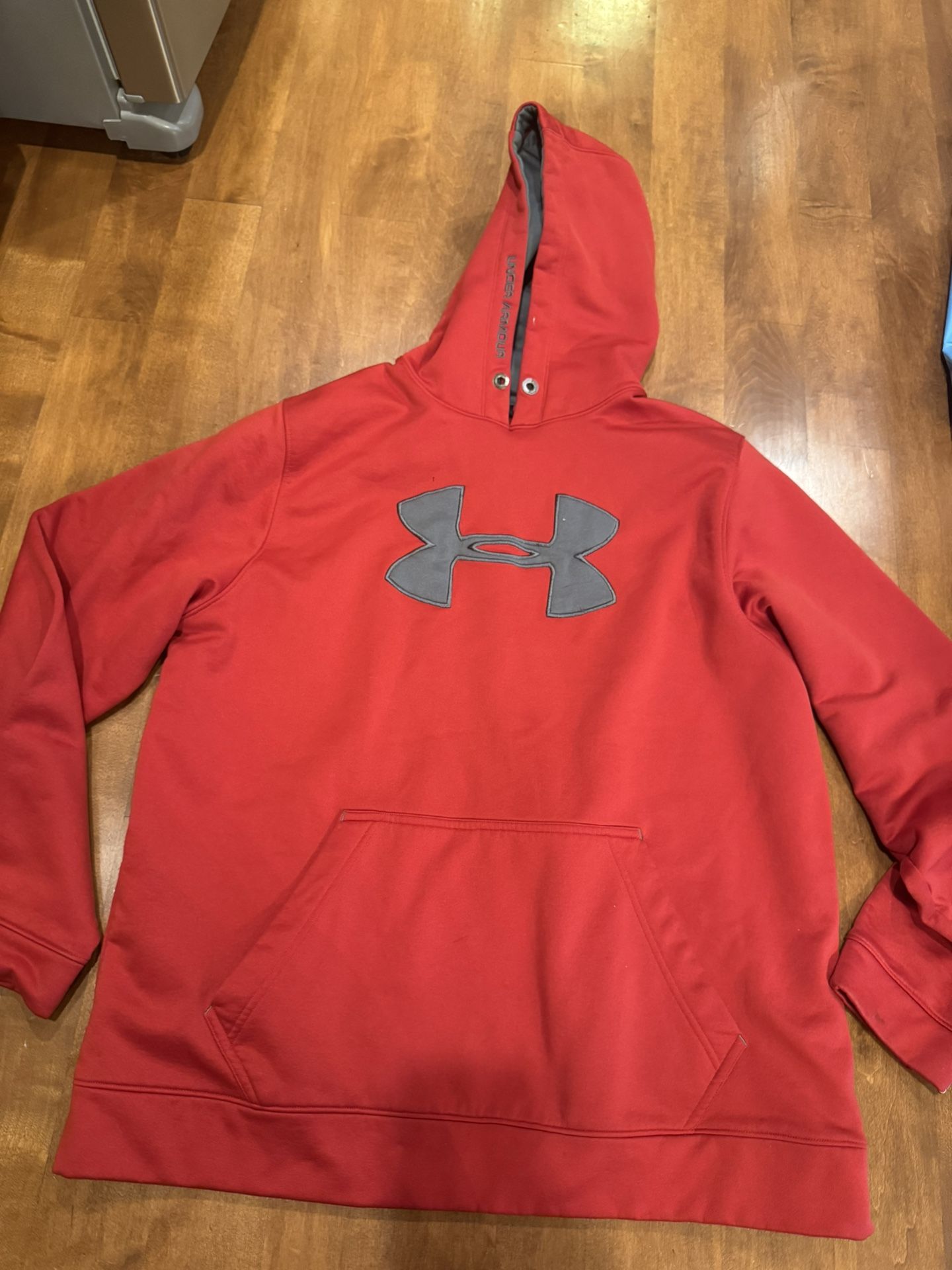 Men’s Under Armour Hoodie Shipping Available