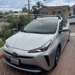 2021 Toyota Prius XLE
