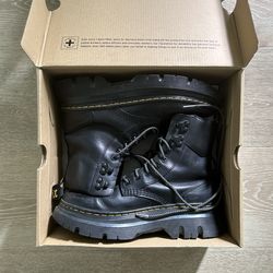 Dr Marten Tarik Utility Boots Size 7 (8)