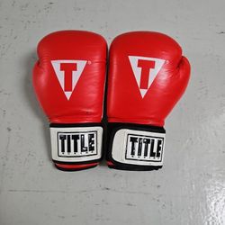 Title Boxing Gloves 12oz