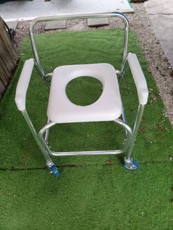 Commode Chair with Wheels