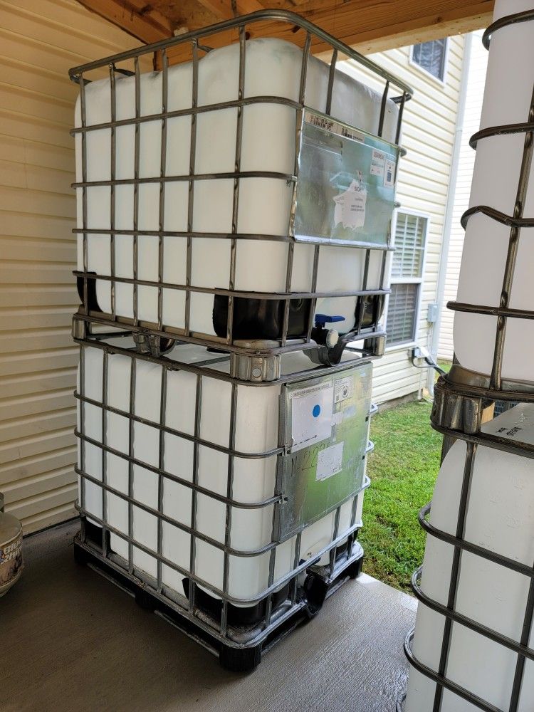 275 Gallon Totes