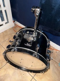 Pearl roadshow drums