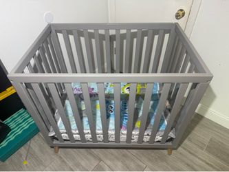 Mini Crib