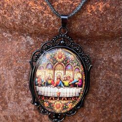 Last Supper Pendant Necklace / For Mom