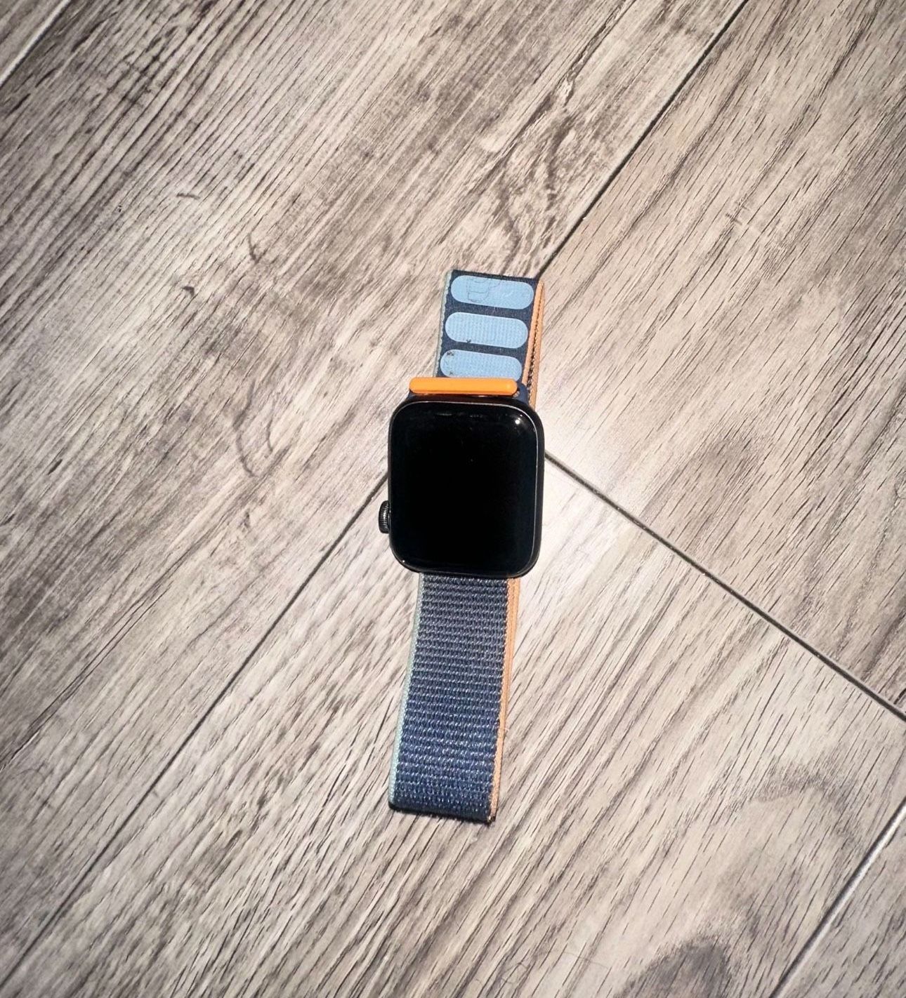 Apple Watch SE