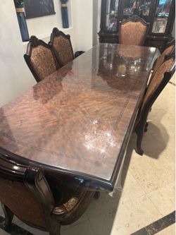 Dining Table 8