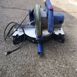 Miter Zaw 10 “ Blade Companion Excelente Machine