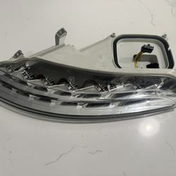 BMW BMW 6 E63 Front Left Turn Signal Indicator Light  NEW GENUINE