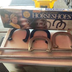 St. Pierre official contender steel horse shoes set official size and weight hardly used   Plainfield, Illinois