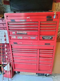Large husky rolling tool box