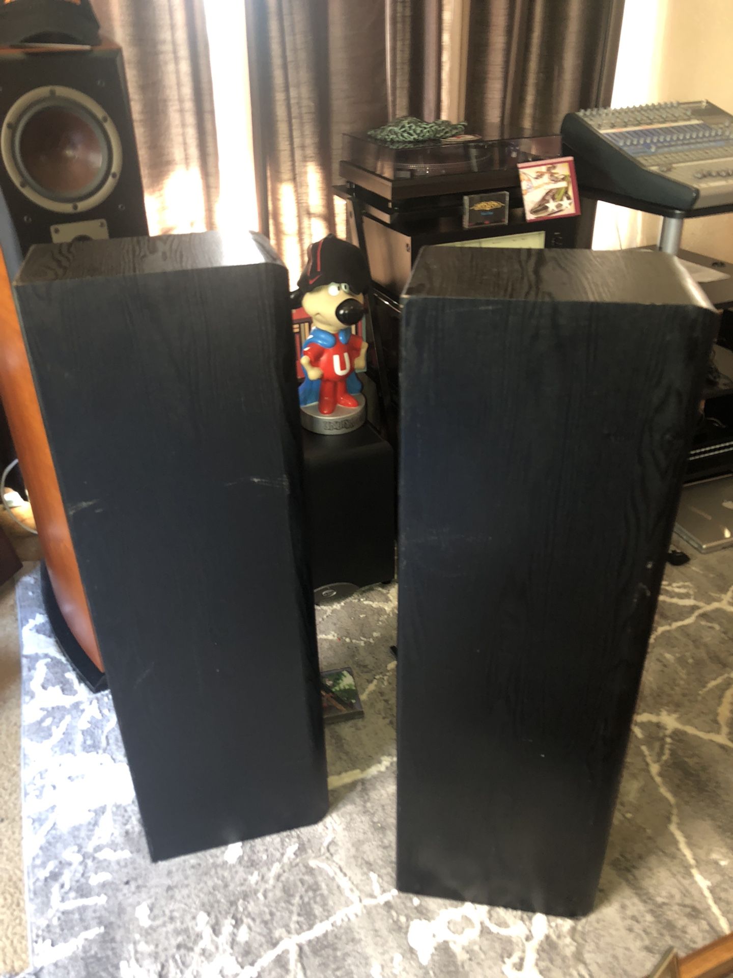 Infinity Primus P362 Tower Speakers for Sale in Seattle, WA OfferUp