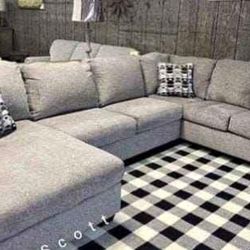 U SHAPED SECTIONAL COUCH 