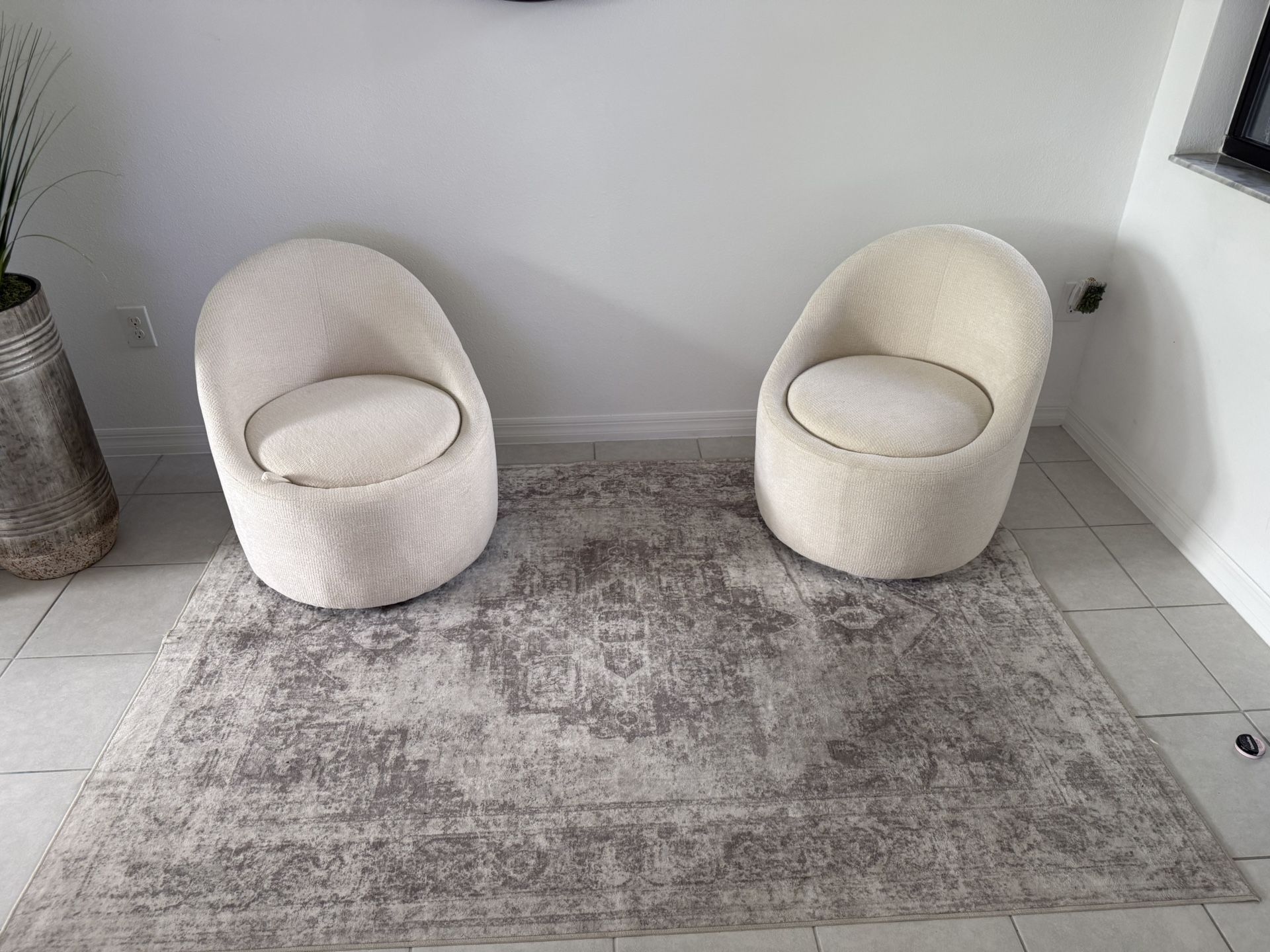 New Swivel Chairs With Ottoman 