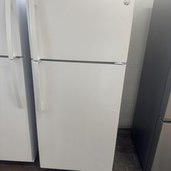 USED GE 16 CU FT REFRIGERATOR 