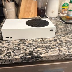 Xbox Series S (NEED GONE ASAP)