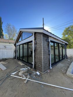 WINDOWS & DOORS & BIFOLDS