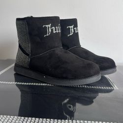 Women’s And Men’s Shoes