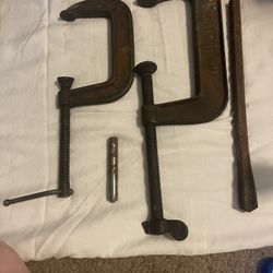 Vintage malleable iron C3 to 5 inch capacity