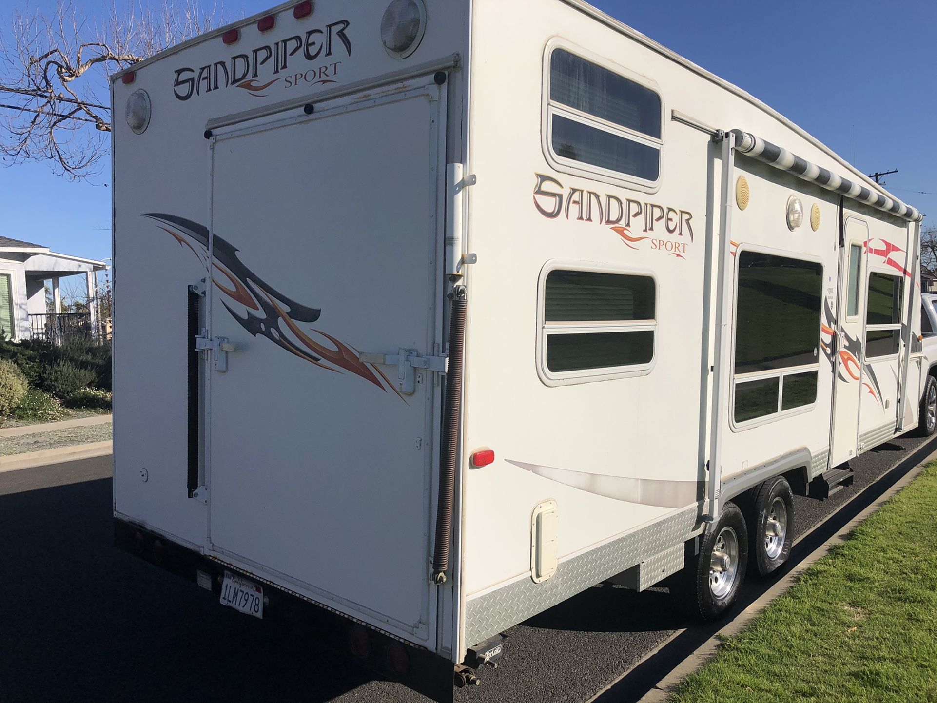 2008 Sandpiper Toy Hauler W Generator