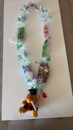 Collares de graduación con dulces