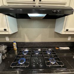 GE Profile cooktop And Hood