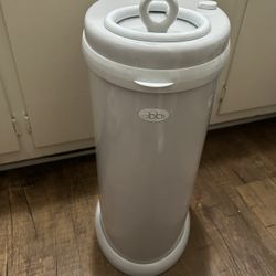 New Ubbi Gray Diaper Pail 