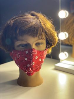 Red Bandanna Face Mask! 🧶