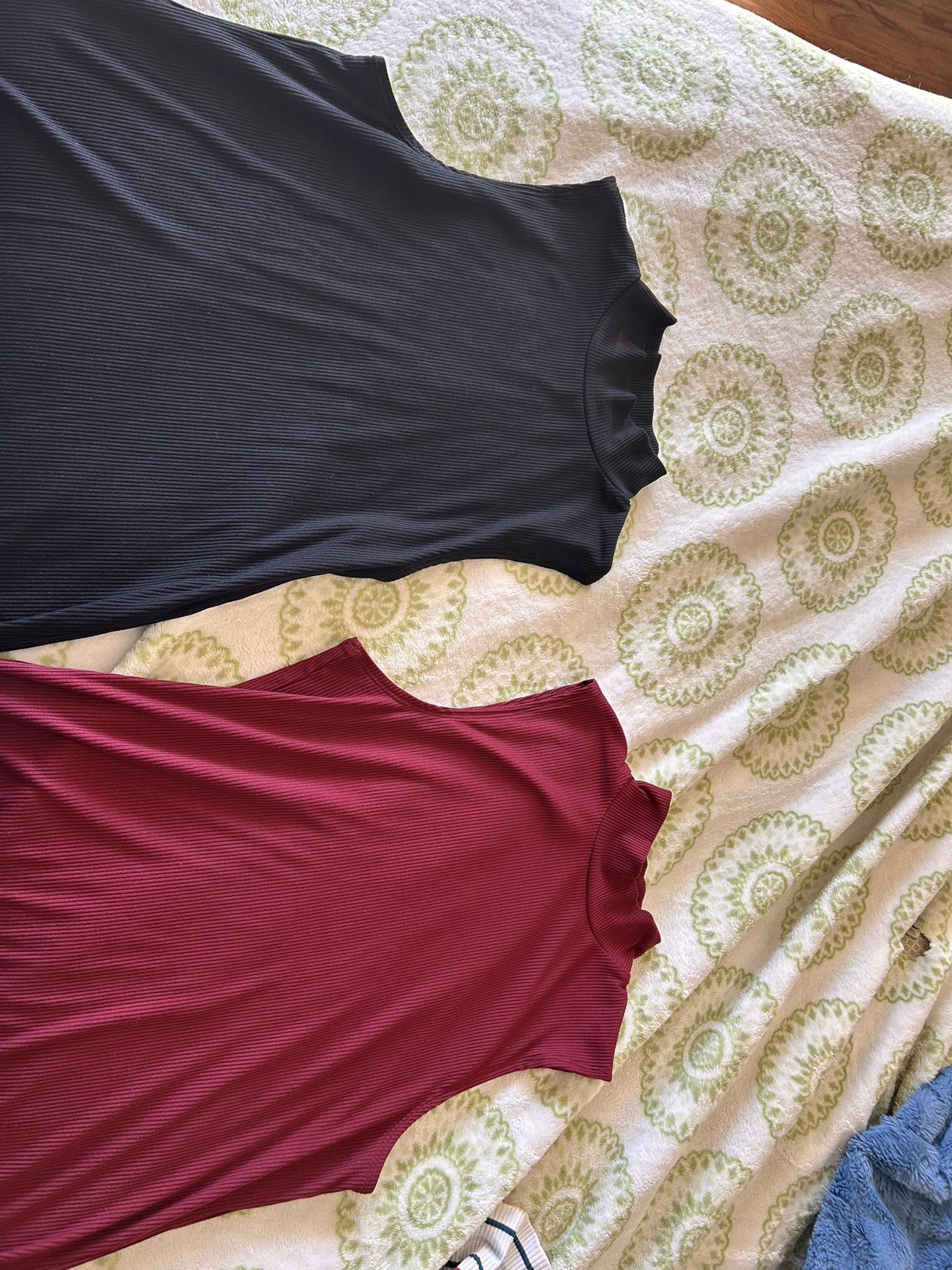 Women’s Clothes - L - XXL