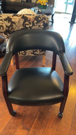 Desk chair