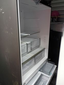 Stainless Steel Refrigerator with French Door