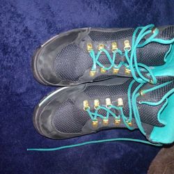 Women's 9.5 Timberland Boots