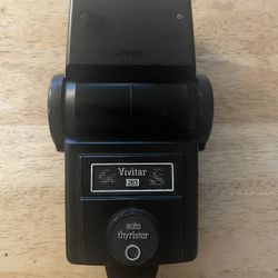 Vivitar 283 Auto thyristor Flash 