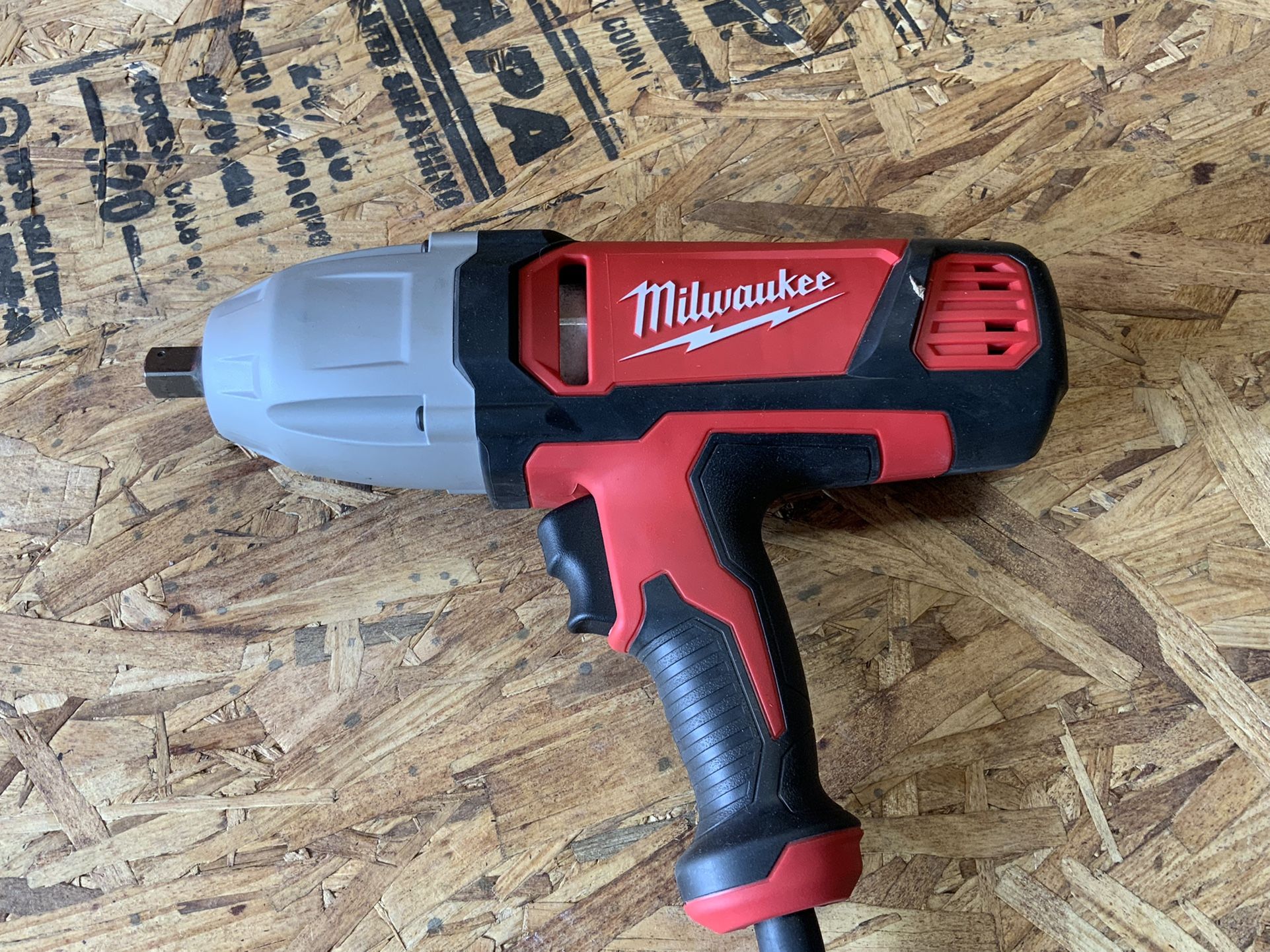 Milwaukee 1/2 in. Impact Wrench with Rocker Switch and Detent Pin Socket Retention