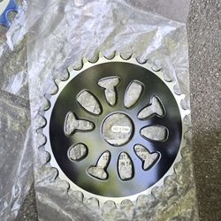 28T Sprocket BMX (Only One I have in 28 teeth)