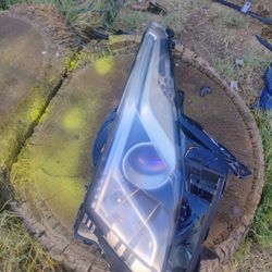 2013 Cadillac Ats  Passenger Headlight 