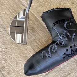 Titleist Scotty Cameron Super Select Del Mar 35” putter