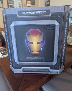 Disney Parks Iron Man Electric Helmet