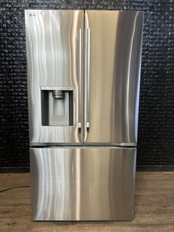 LG REFRIGERATOR w/WARRANTY! R3221A