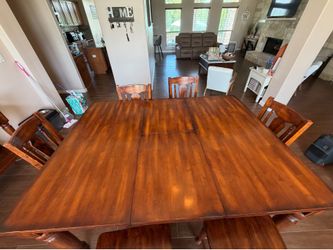 Dining table set